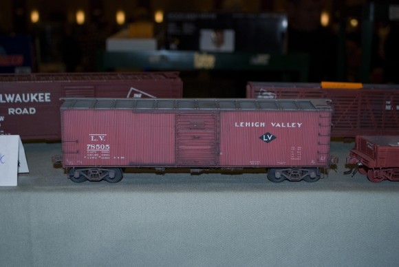 Rails Unlimited LV "Wrong-way" Boxcar.