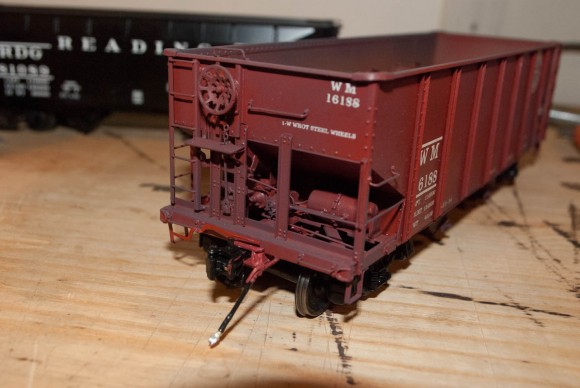 RY Models WM Channel Side Hopper with Protocraft Couplers and magnetic air lines